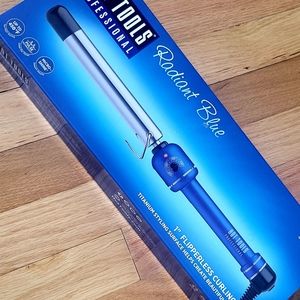 Hot tools curling wand. New in box